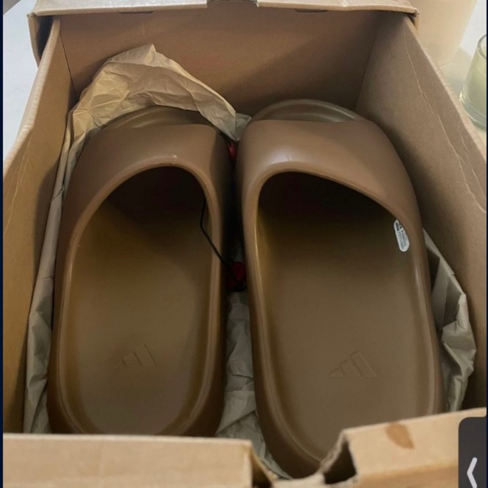 Yeezys size 5